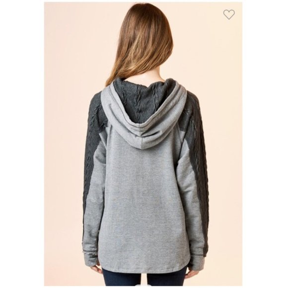 Cable Knit Sleeves/French Terry hoodie - Picture 5 of 9